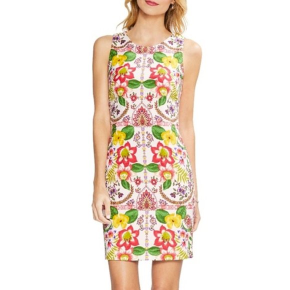 Vince Camuto Dresses & Skirts - Vince Camuto Tapestry Print Sheath Dress